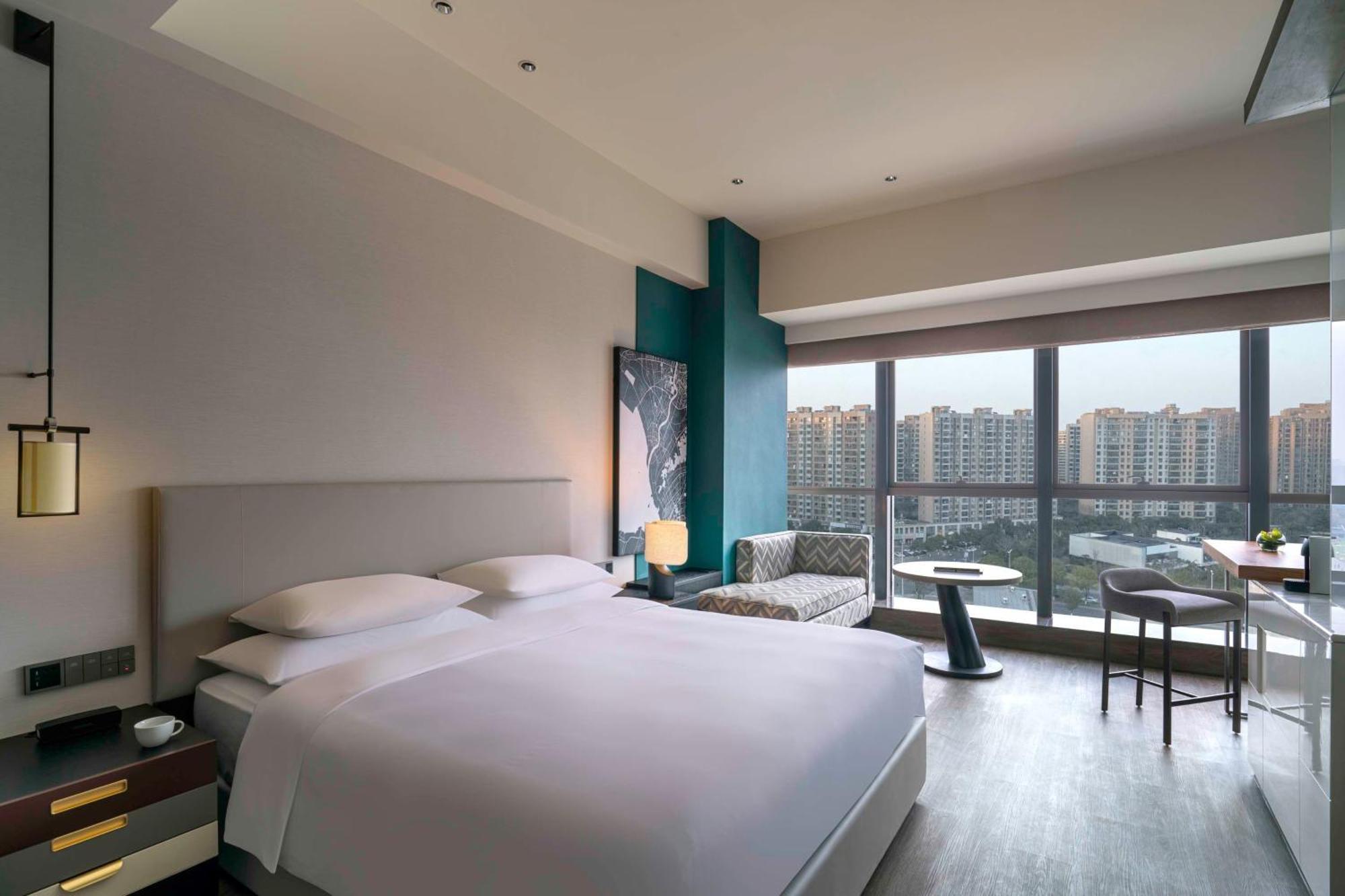 Hyatt Centric Lakeside Ninh Ba Ngoại thất bức ảnh